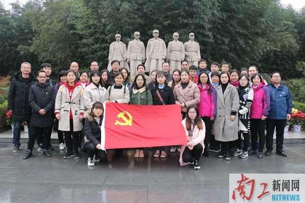 2018-11-19_175849_415079.jpg QQ图片20181119175817.jpg