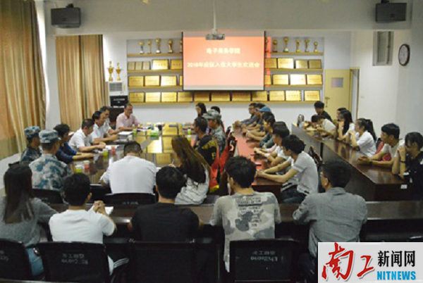 2018-09-18_130952_971154.png 图片1.png